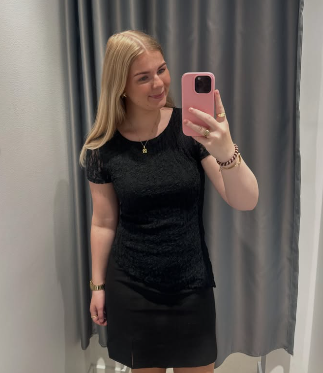 PCARIANA Top - Black