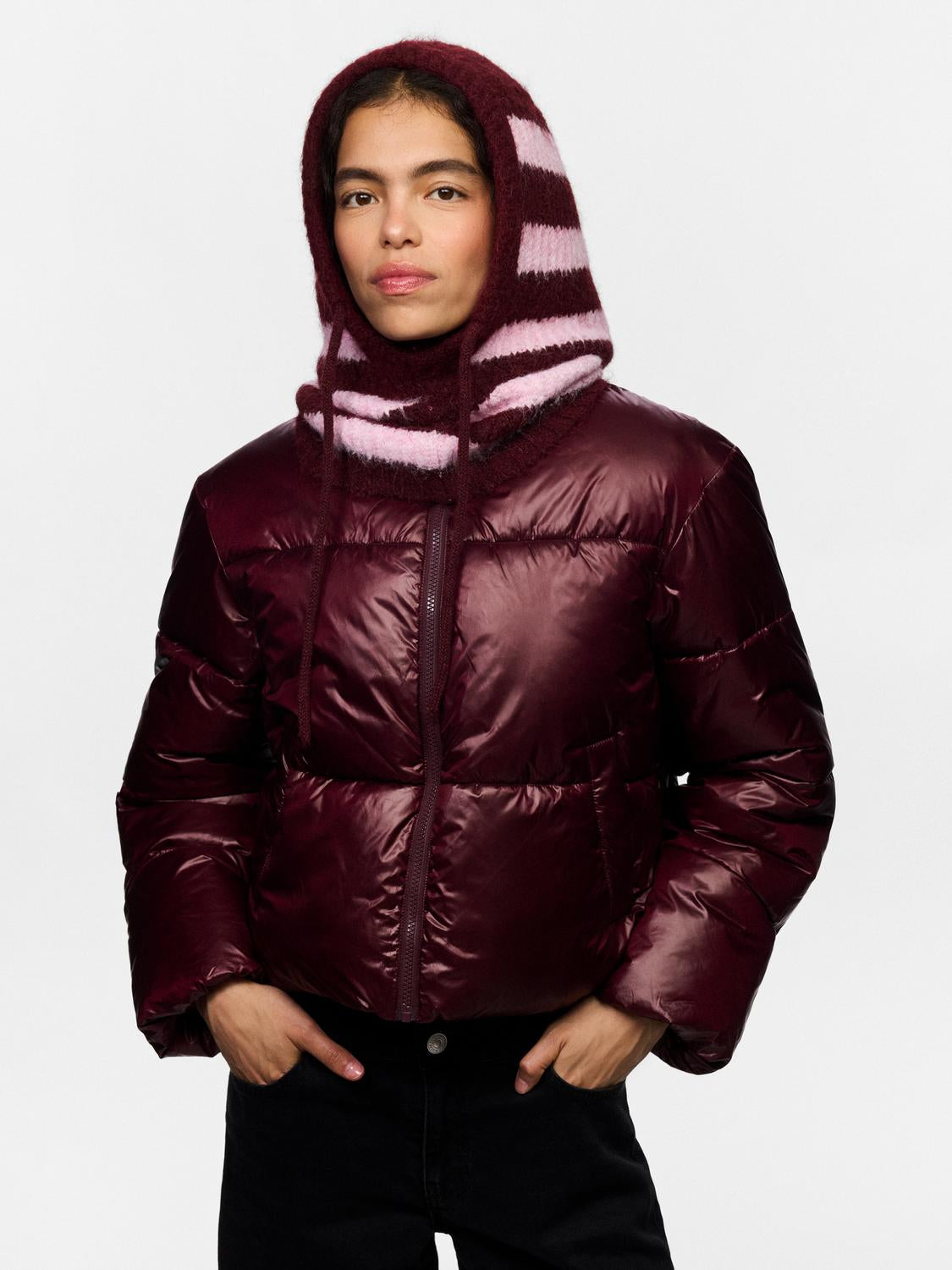 model_shot-front