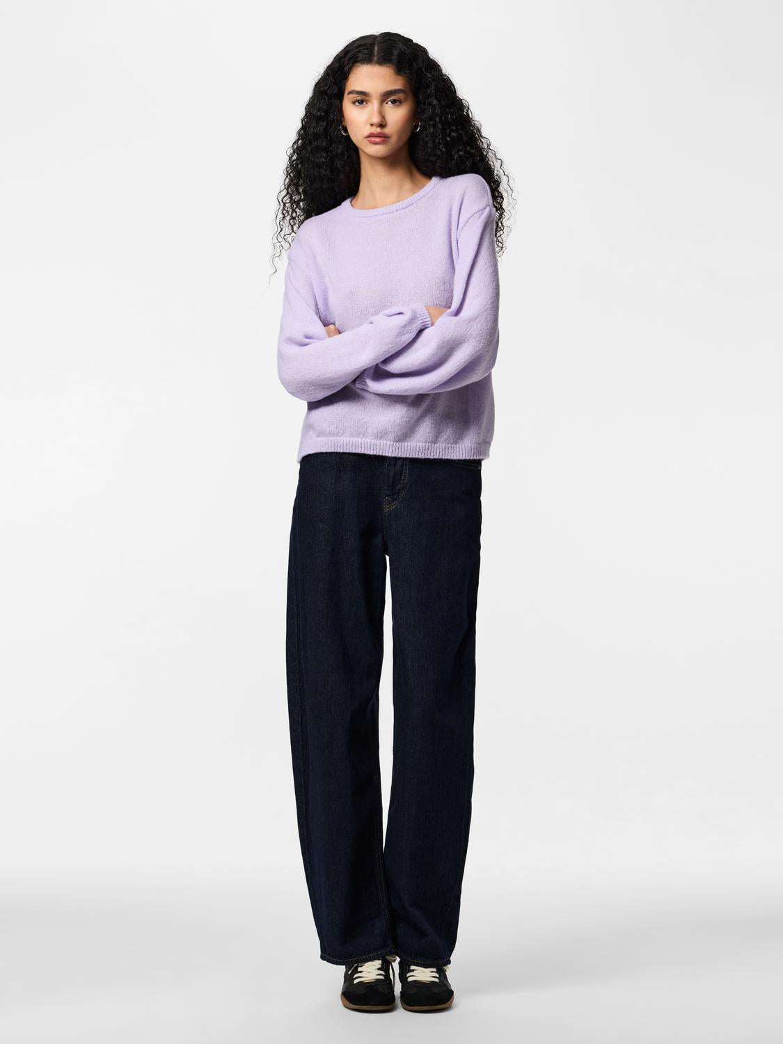 model_shot-front_full