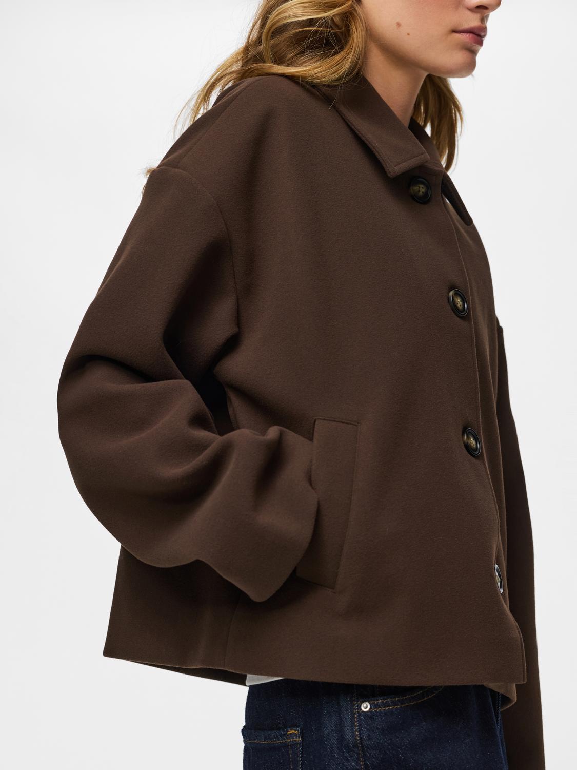 model_shot-detail