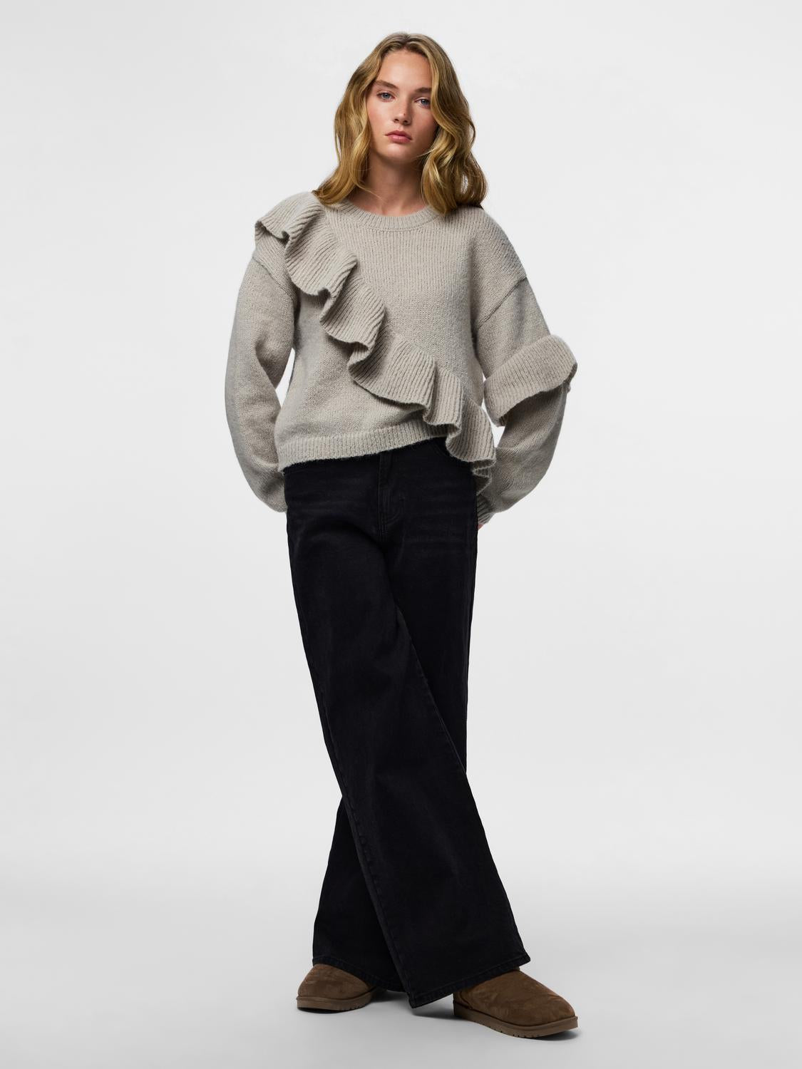 model_shot-front_full