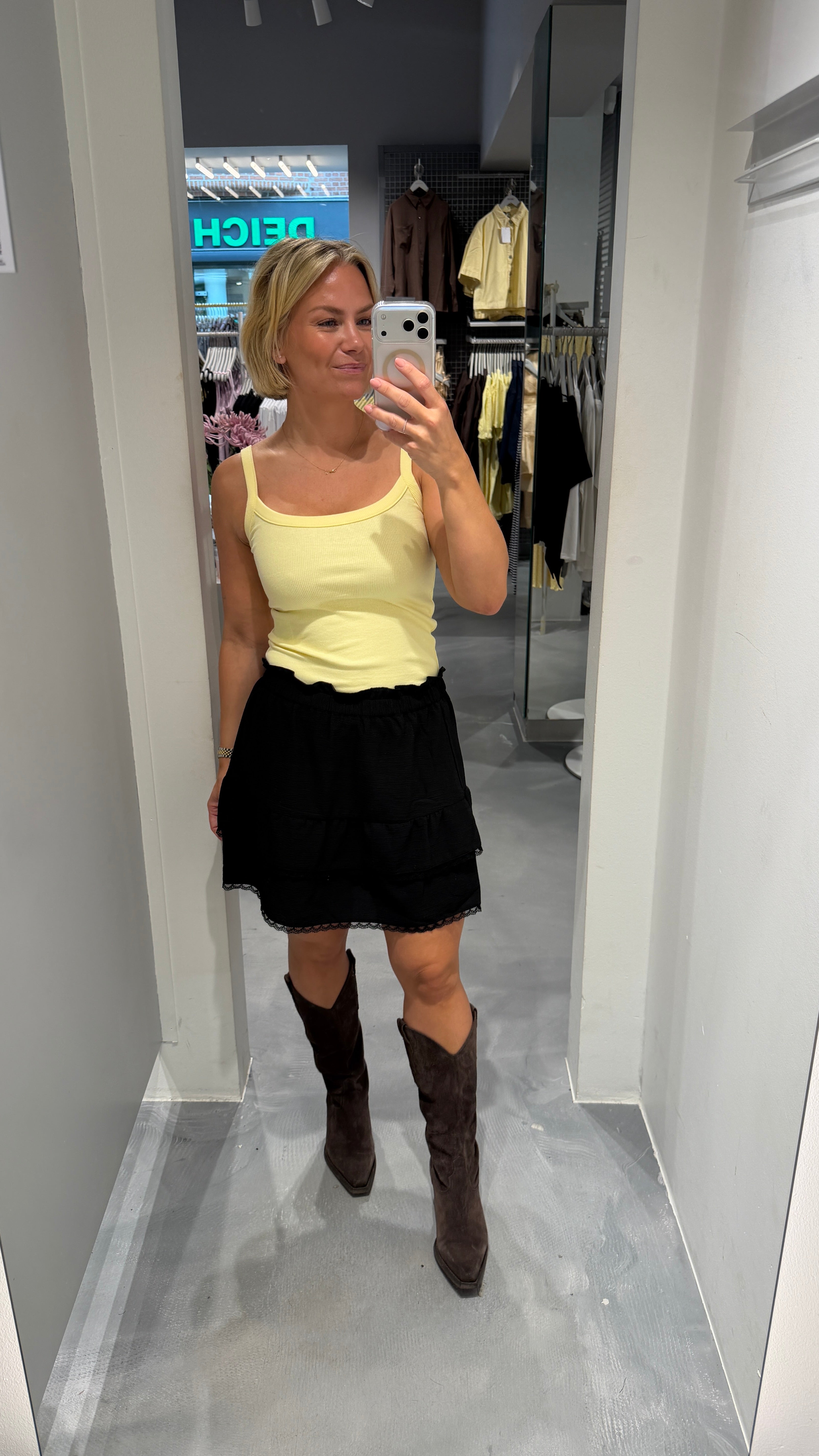 PCALBA Short Skirt - Black