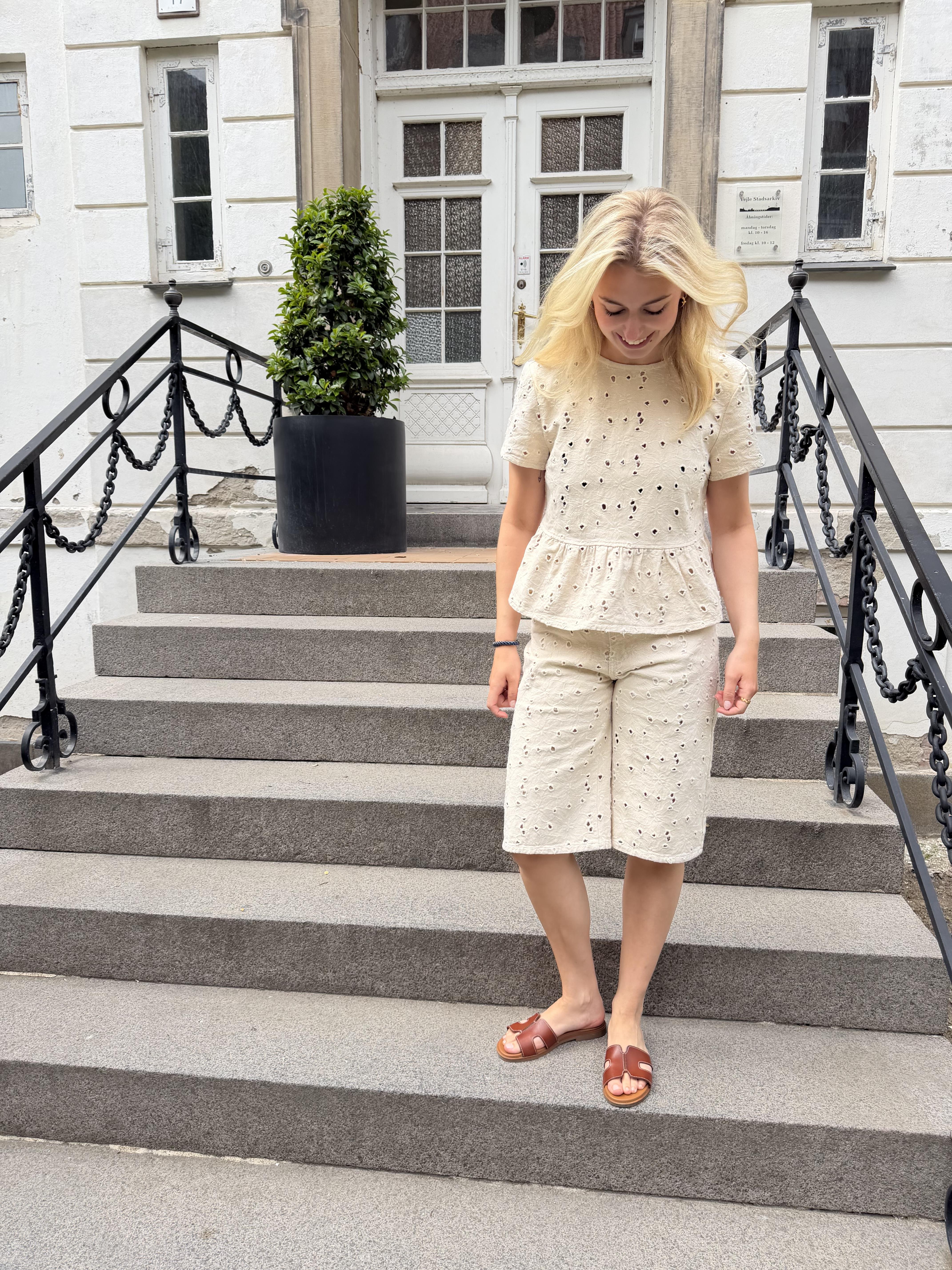 PCELLA Shorts - Ecru
