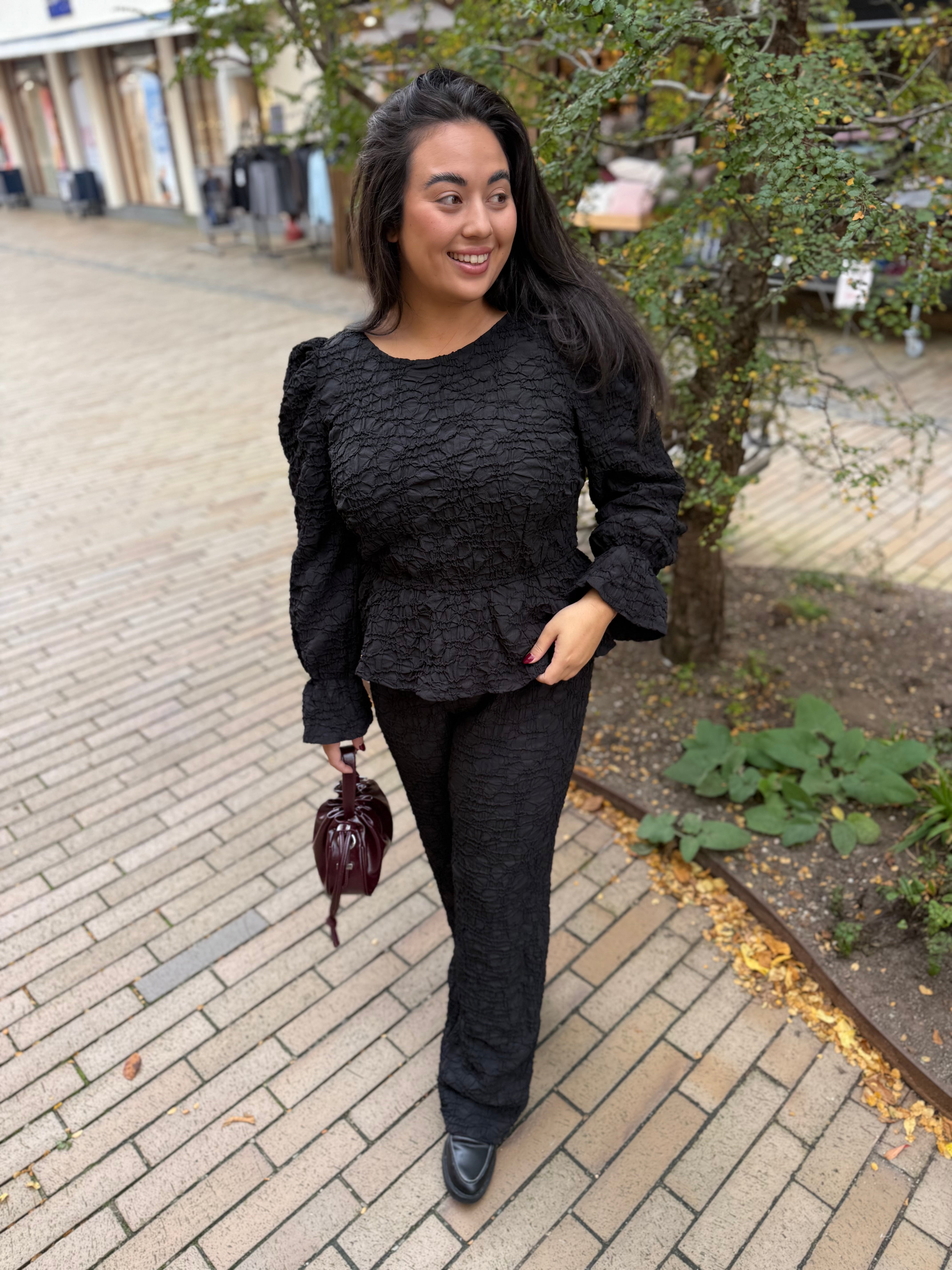 PCMOLLY Trousers - Black