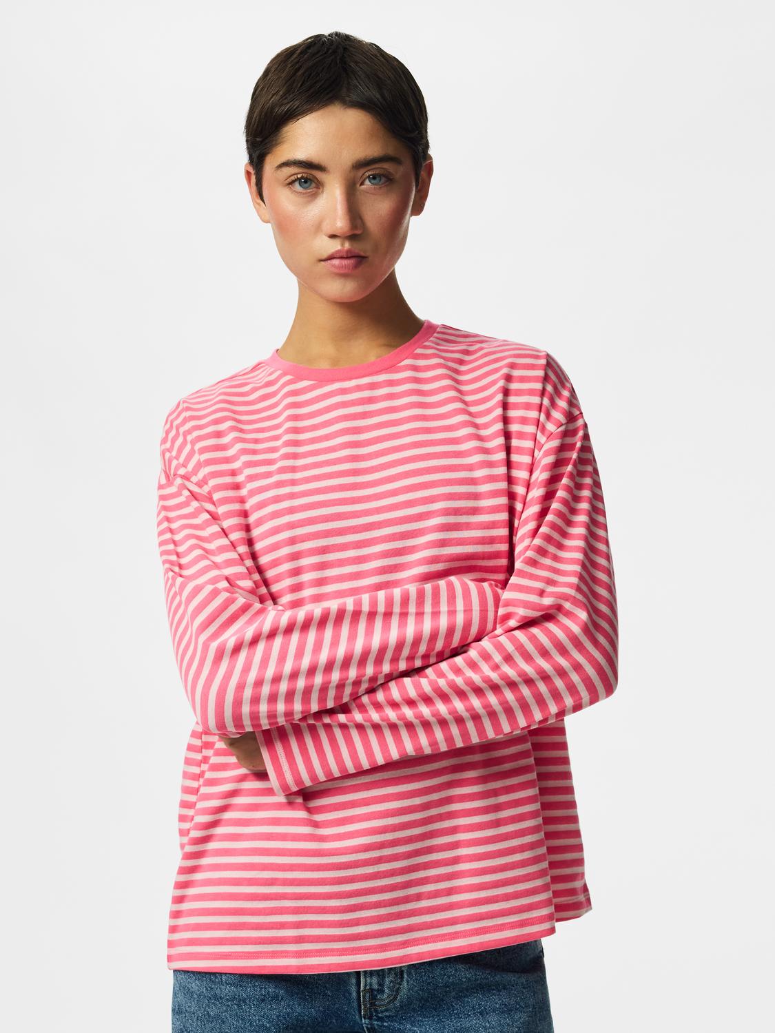 model_shot-front