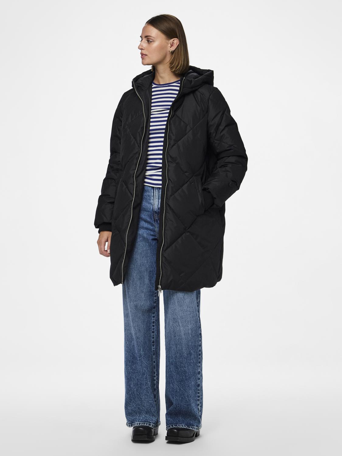 model_shot-front_full