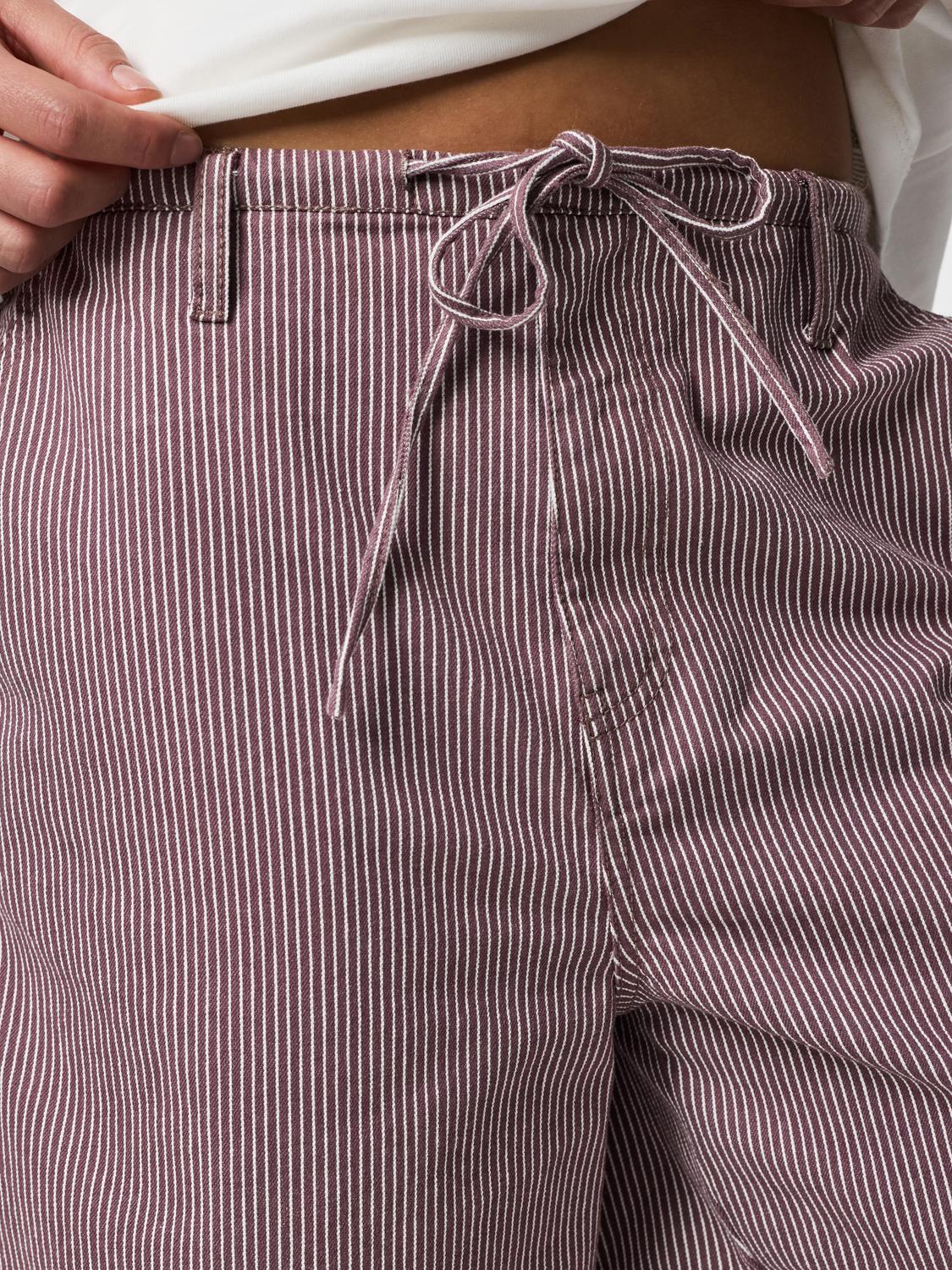 model_shot-detail