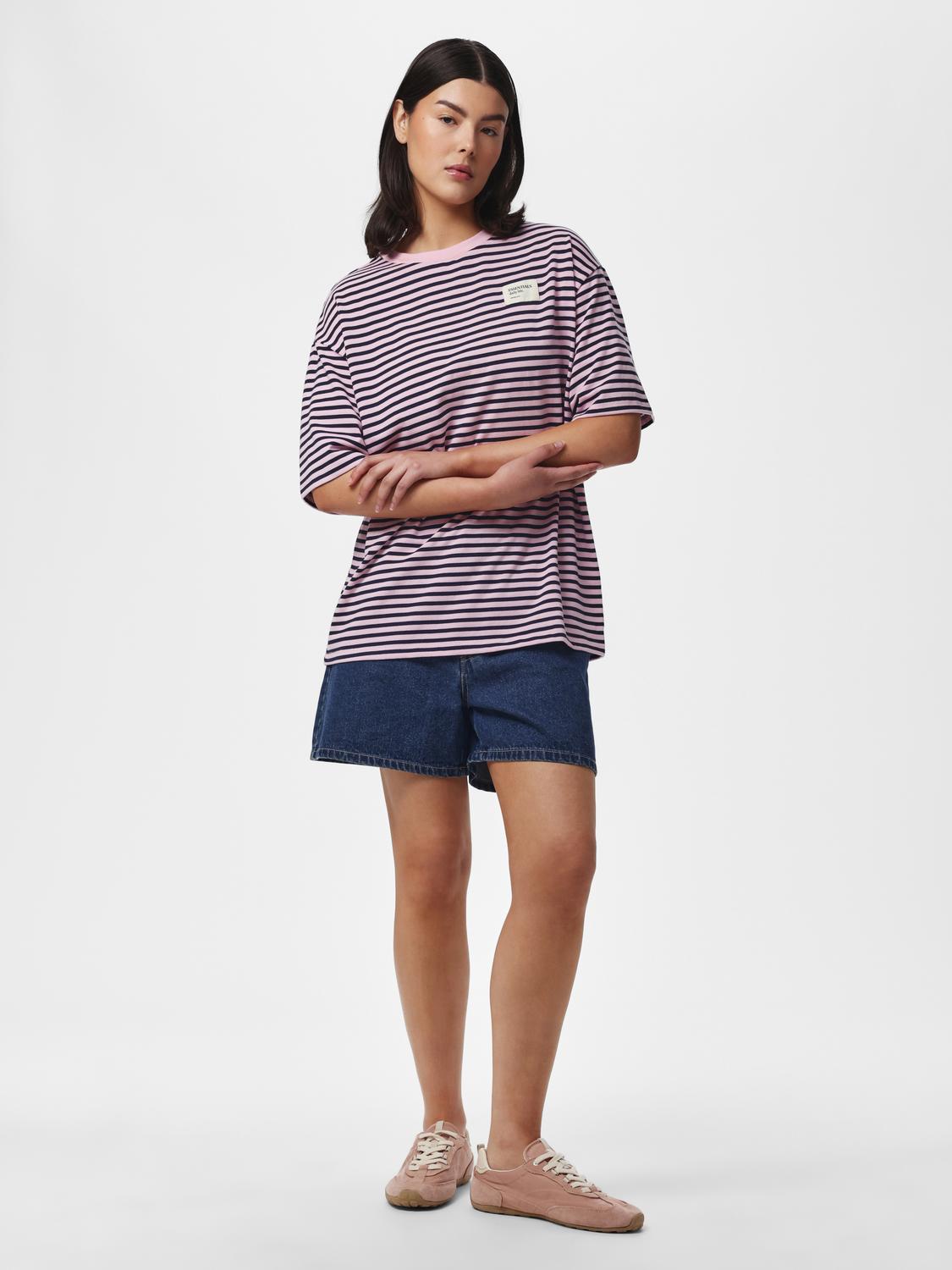 model_shot-front_full