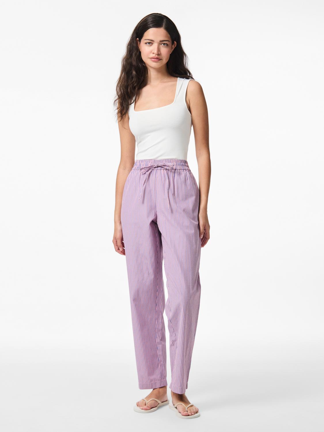 model_shot-front_full