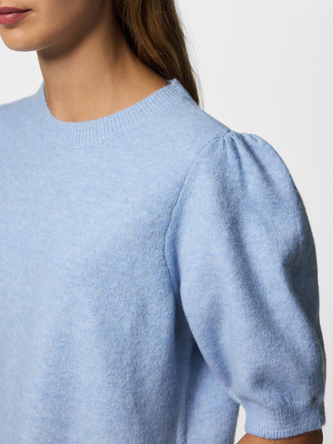 model_shot-detail