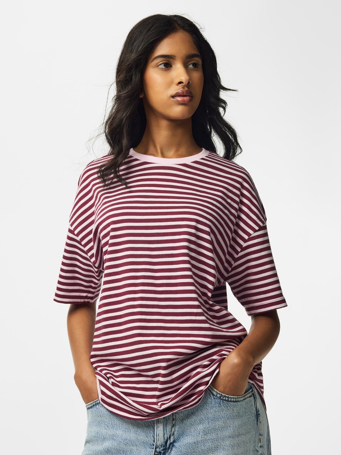 model_shot-front