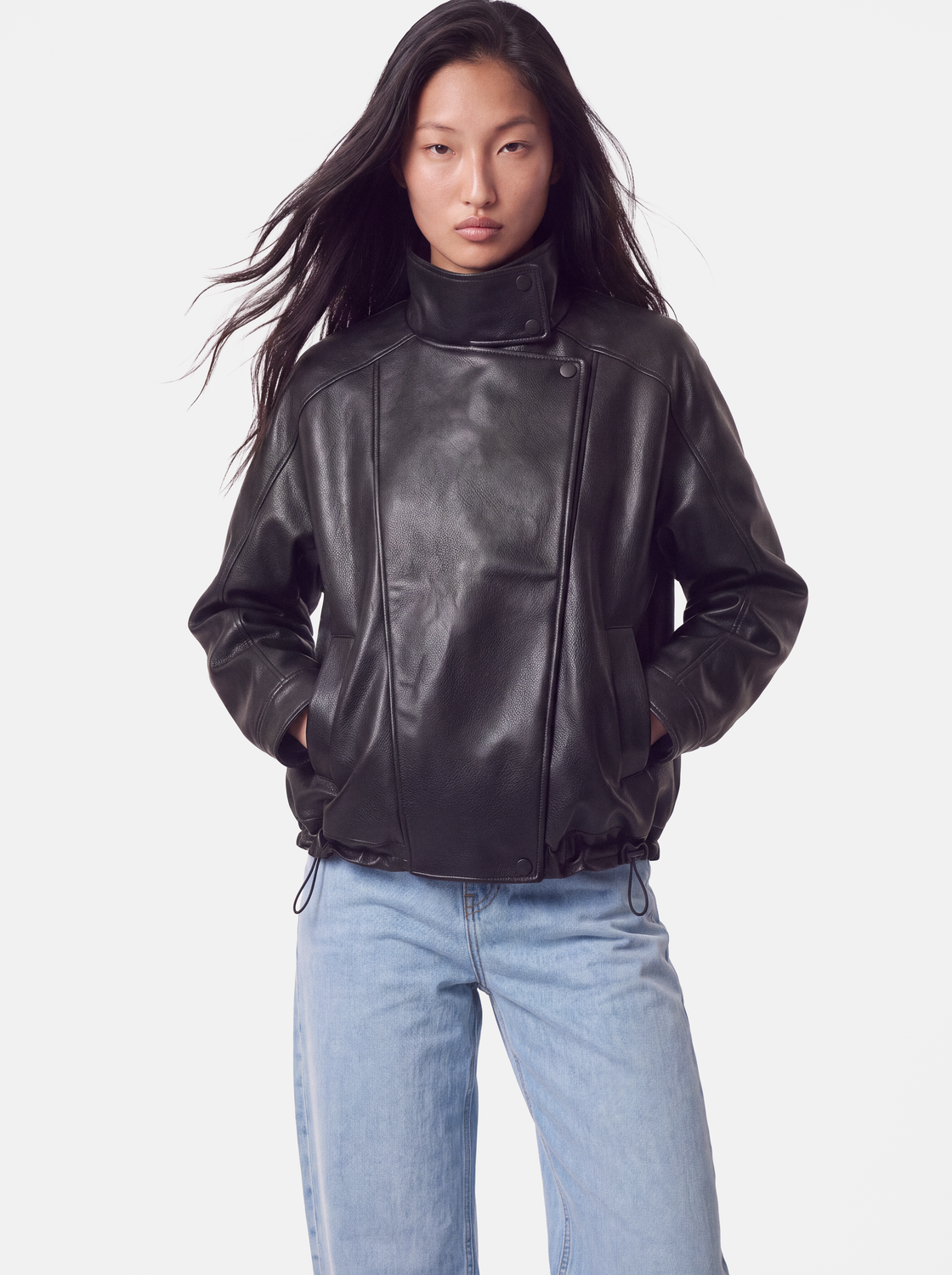 model_shot-front