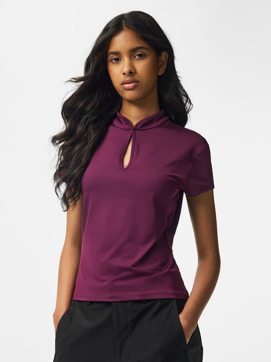 model_shot-front
